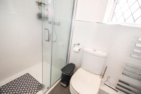 EN SUITE SHOWER