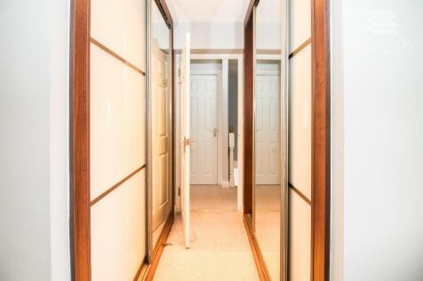 DRESSING AREA
