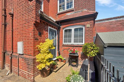 Property Image 11