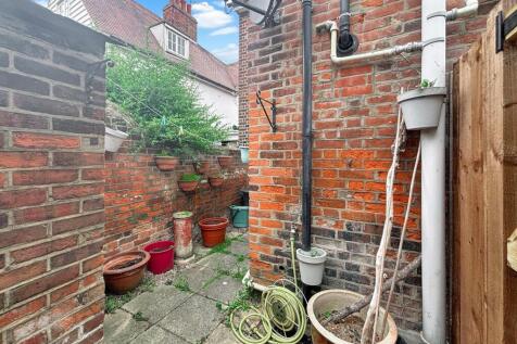 Property Image 9