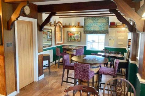 Bar/restaurant area