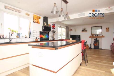 Kitchen/diner view 2 