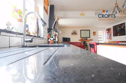 Kitchen/diner view 5
