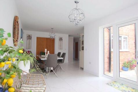 Dining area view 3