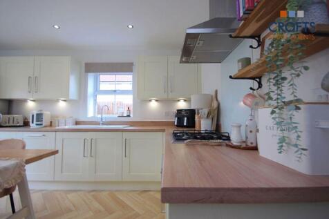 Kitchen-diner view 2