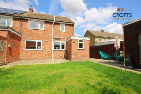 Rear garden view 2
