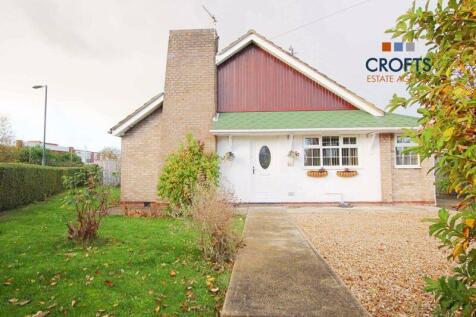 Exterior - front view 5