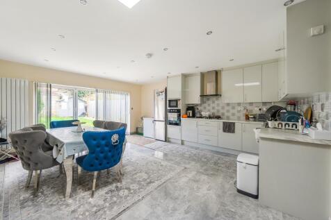 Dining Area/Kitchen