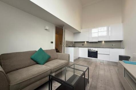 Reception/Kitchen