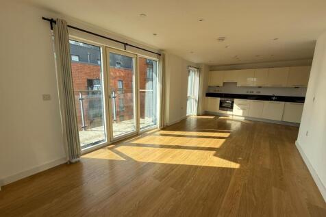 Reception/Kitchen