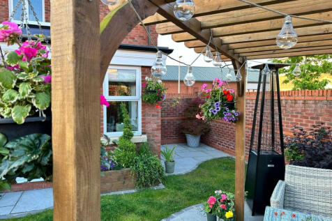 Garden Photo - Supplied by Seller