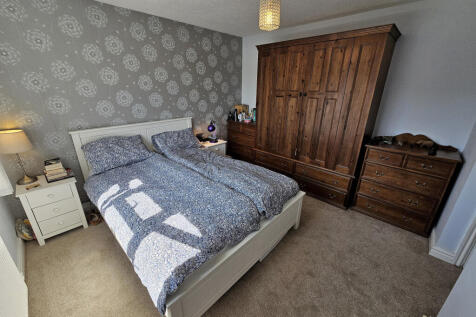 Main bedroom