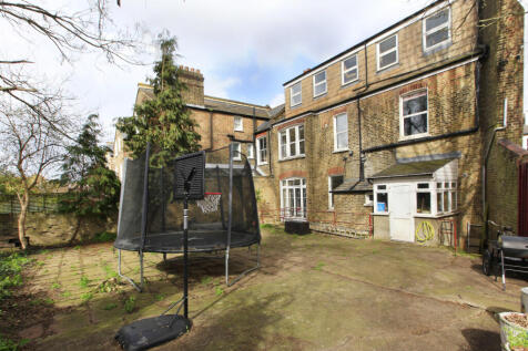 property in Ravenslea Road, 
Wandsworth Common, SW12
