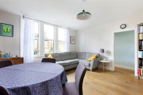 property in Ravenslea Road, 
Wandsworth Common, SW12