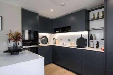 property in Woodberry Down, 
Finsbury Park, N4