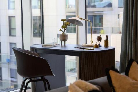 property in Woodberry Down, 
Finsbury Park, N4