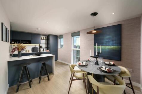 property in Woodberry Down, 
Finsbury Park, N4