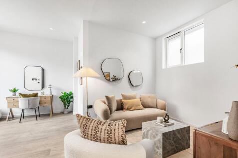 property in Lamb Mews, 
50 Lamb Lane, E8