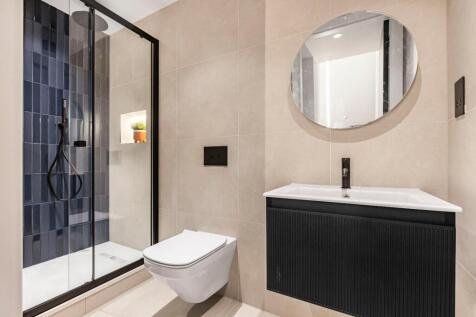 property in Lamb Mews, 
50 Lamb Lane, E8