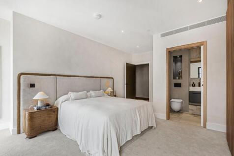 property in Graphite Square, 
Albert Embankment, SE11