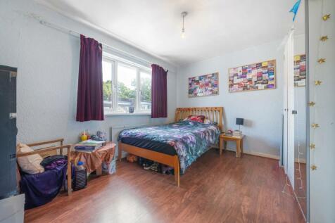 Bedroom 2.jpg