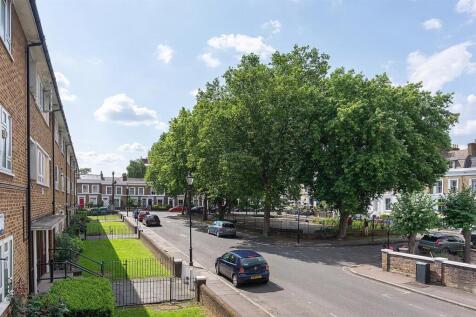 Trinity Gardens Square (3).jpg