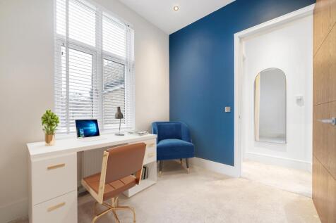 Bedroom 2 (2).jpg