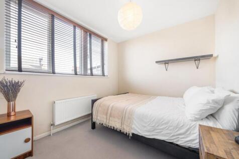 Bedroom 2.jpg