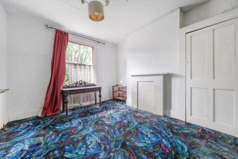 Bedroom 4.jpg