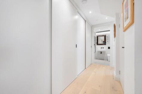 Hall.jpg