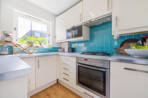 Kitchen.JPG
