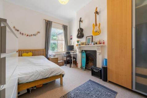 Bedroom 4.JPG