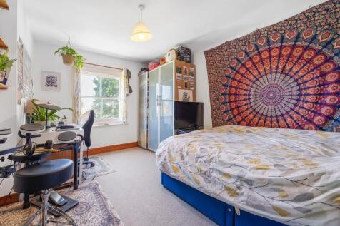 Bedroom 3.JPG