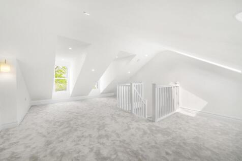 Loft room.jpg
