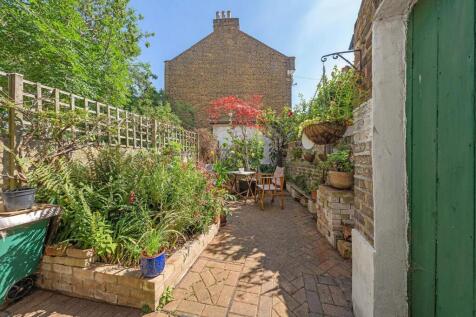 Garden (3).JPG
