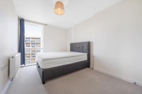 Bedroom 1.JPG