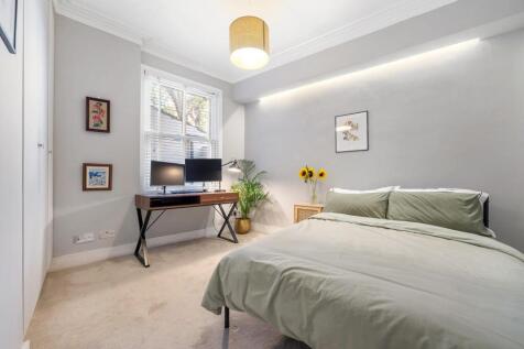 Bedroom 2.JPG