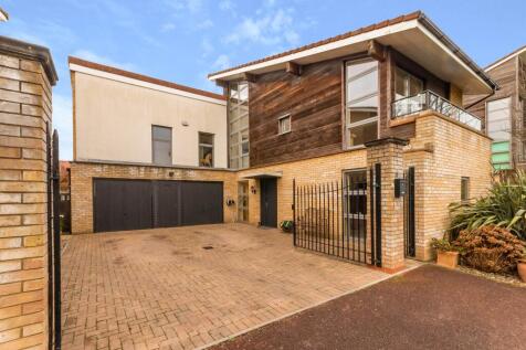 Double Garage