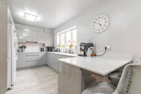 Kitchen Family Room