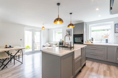 Open Plan Lounge Kitchen Diner