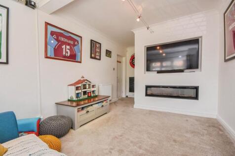 Snug / Bedroom Four