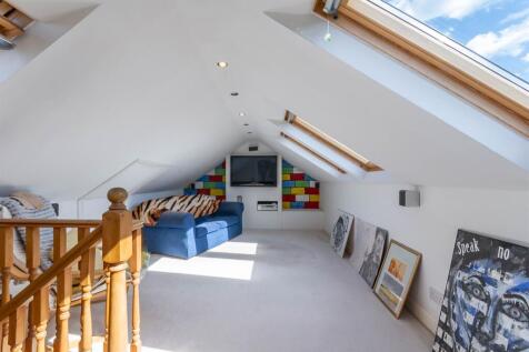 Loft Room / Bedroom