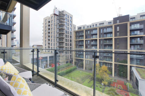 property in Kennet House, 
8 Enterprise Way, SW18