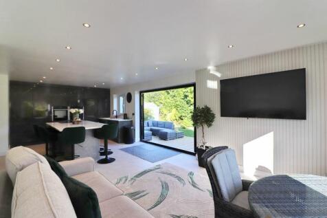 Open Plan Family Area