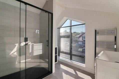 En Suite Bedroom Three