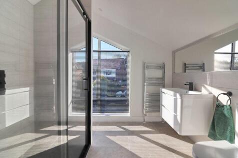 En Suite Bedroom Three