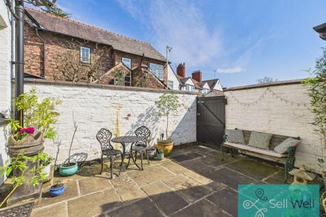 Rear Courtyard