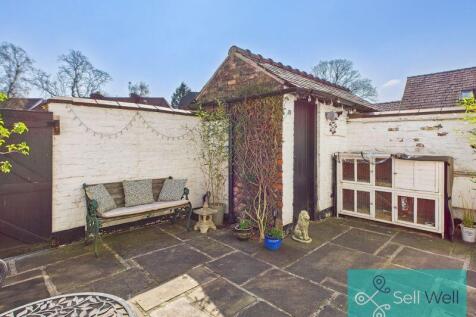 Rear Courtyard