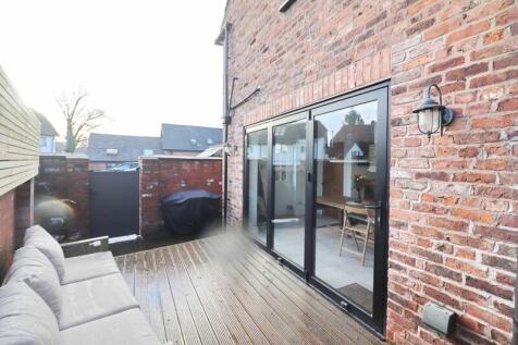 Rear Decked Patio