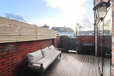 Rear Decked Patio